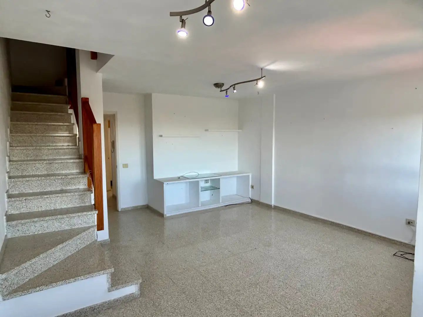 Living room of Duplexes for sale in Telde  with Storage room, Oven and Washing machine