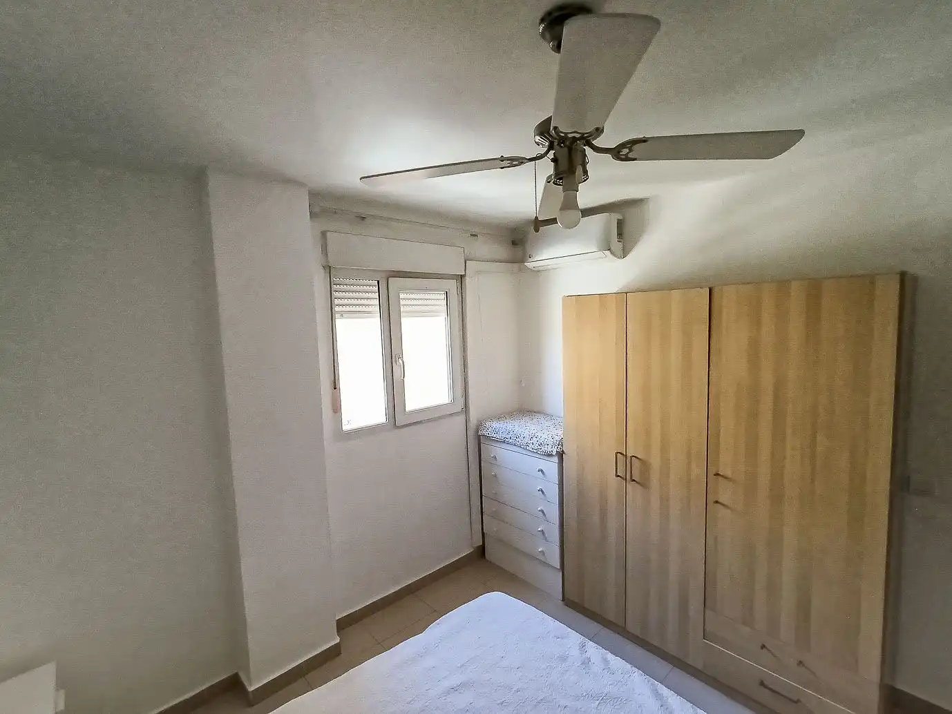 Schlafzimmer von Wohnung zum Verkauf in Málaga mit Klimaanlage, Terrasse und Abstellraum
