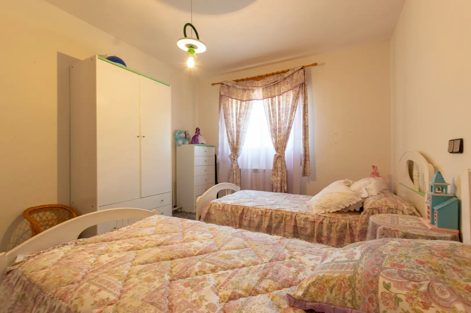 Habitación de Casa o chalet en venta en Hontoba con Calefacción, Jardín privado y Terraza