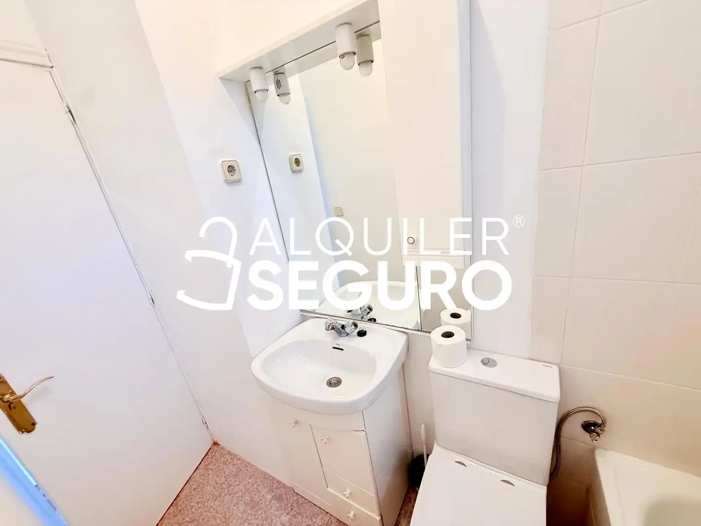 Piso con ascensor en alquiler en de Fernández de los Ríos, imagen 8