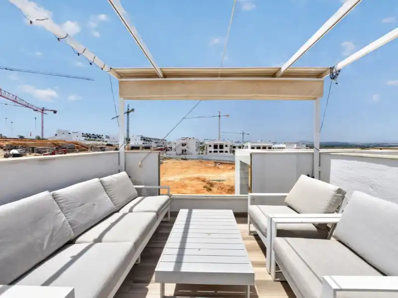 Detached house with terrace for sale in Los Balcones - Los Altos, imagen 33