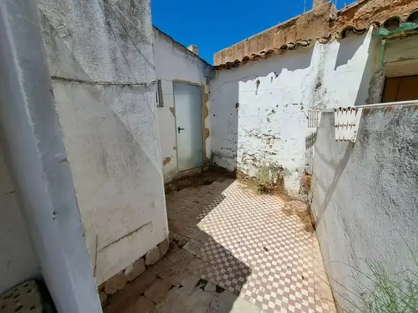 Einfamilien-Reihenhaus zum Verkauf in C/ Trinidad, Valverde del Camino