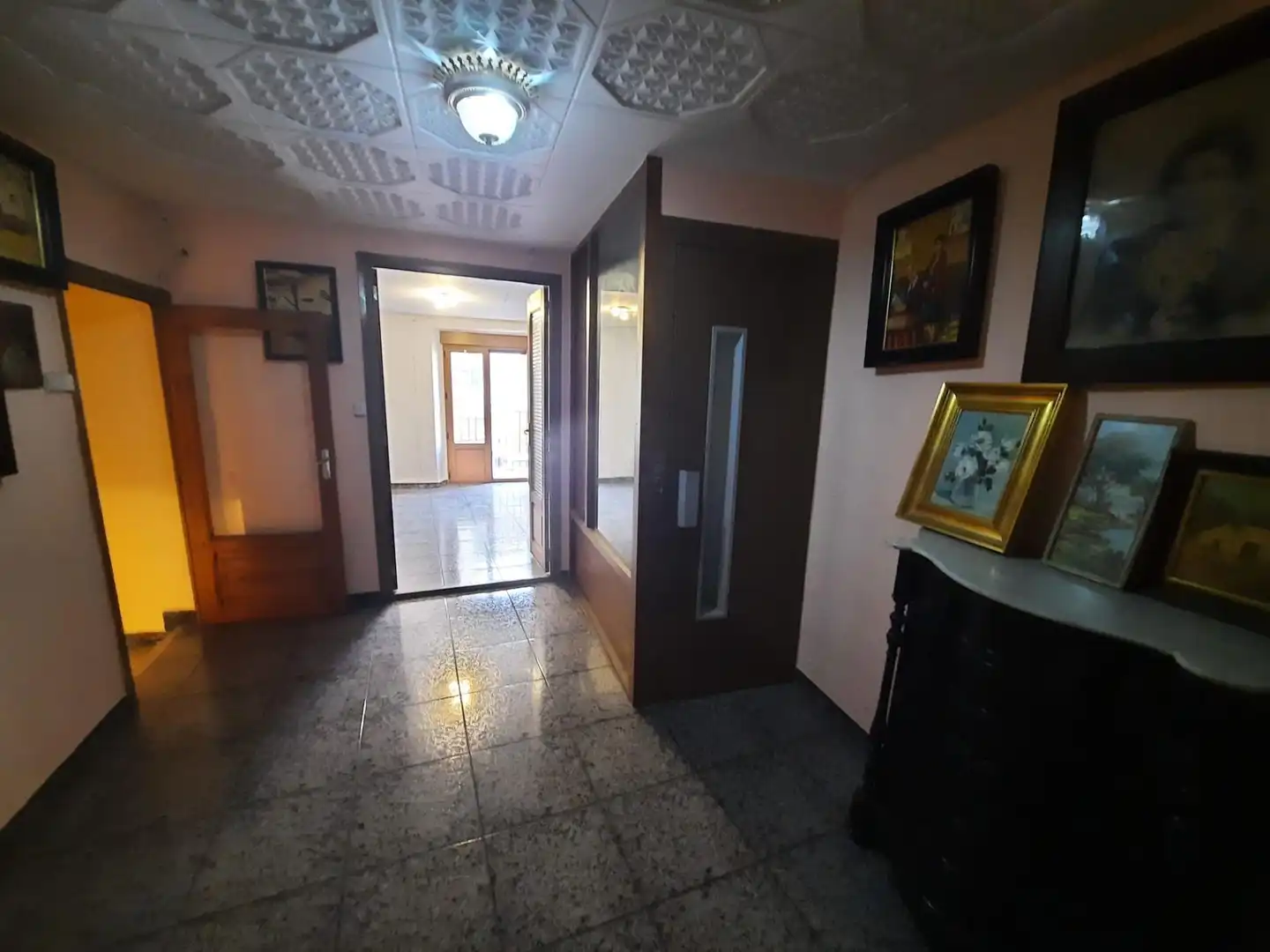 Casa con terraza en venta en Ayora, imagen 3