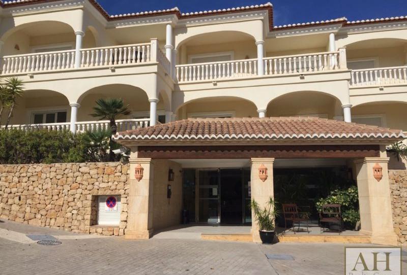 Photo 1 of Apartment for sale in Cala Advocat - Baladrar, Alicante