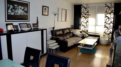 Foto 4 de Piso en venta en De Vicent Andrés Estellés, Oliva pueblo, Oliva