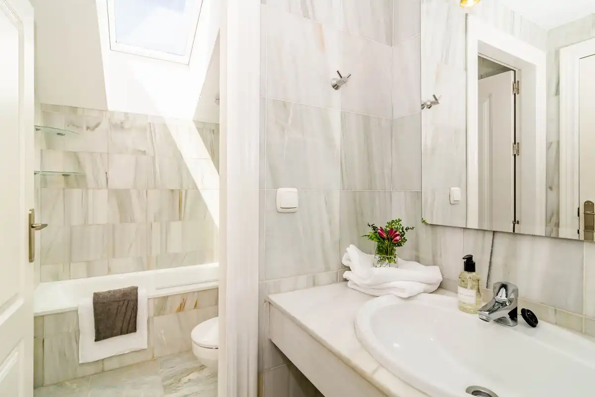 Ático con piscina en venta en Nueva Andalucía, imagen 11