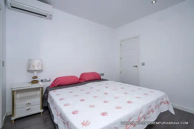 Bedroom of Houses for sale in Empuriabrava  with Air Conditioner, Heating and Private garden