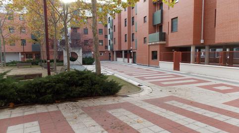 Foto 2 de Pis en venda a Calle Villafranca de Duero, Las Villas - Valparaiso - El Peral, Valladolid