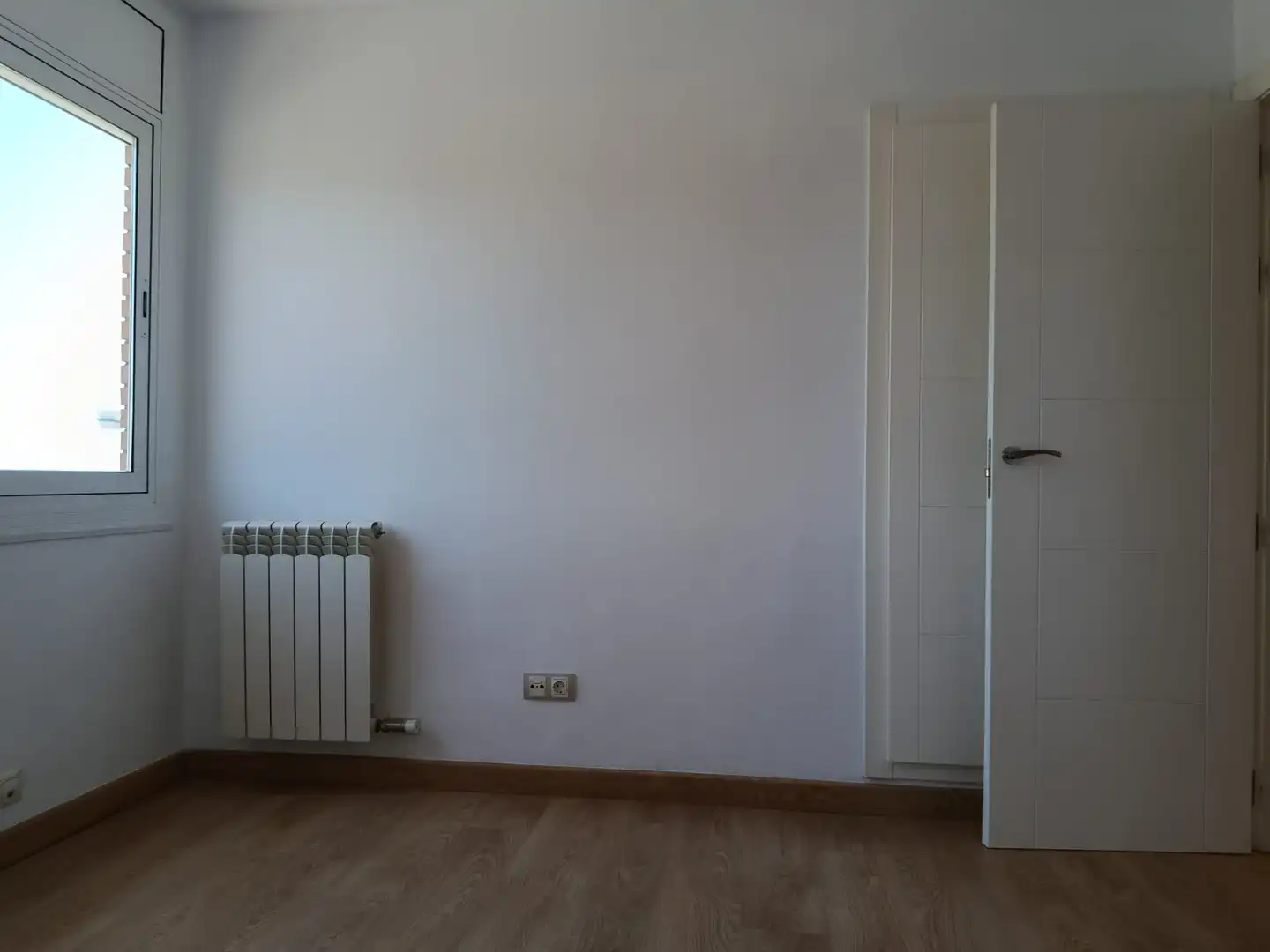 Habitación de Piso en venta en Badalona con Aire acondicionado, Calefacción y Parquet