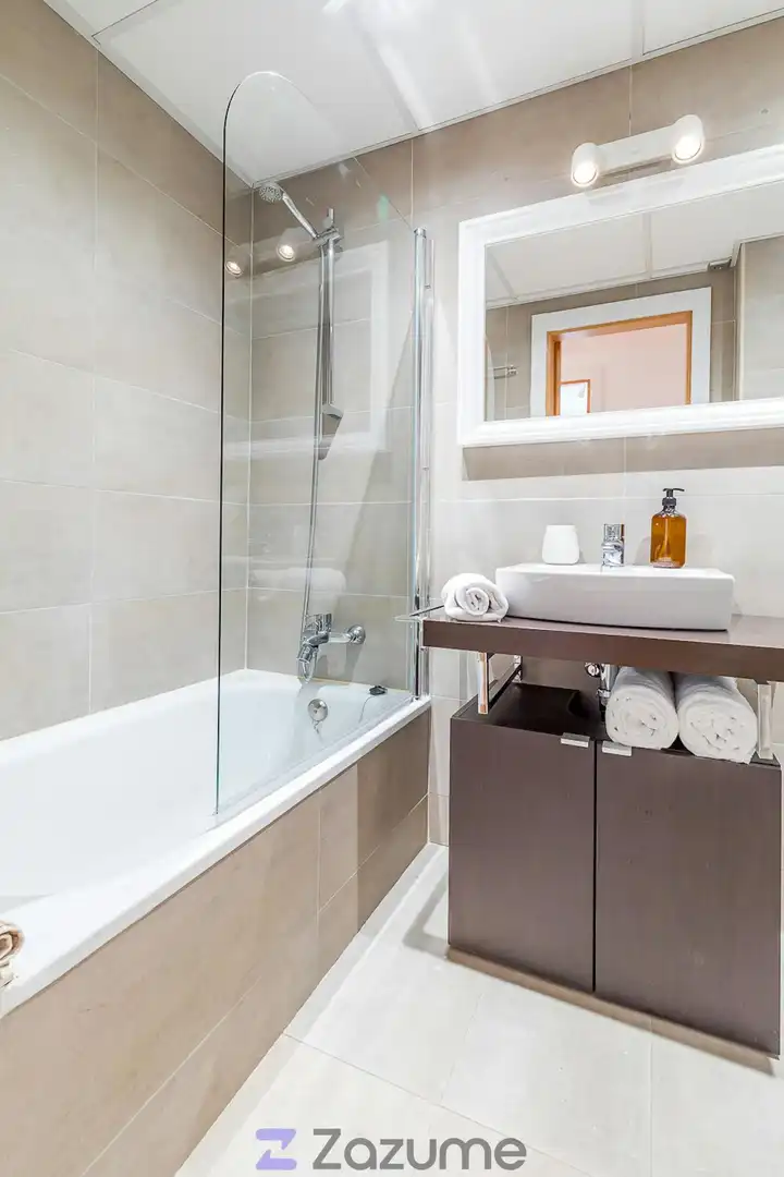 Flat for rent in C. del Divino Redentor, Valdeacederas