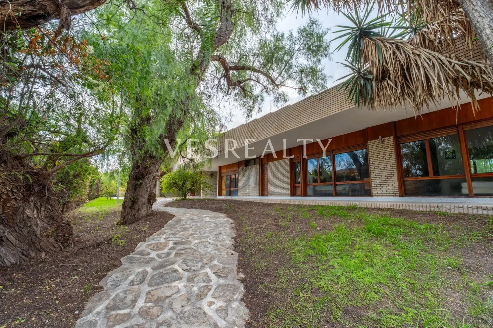 Chalet con terraza en venta en Garbinet - Vistahermosa