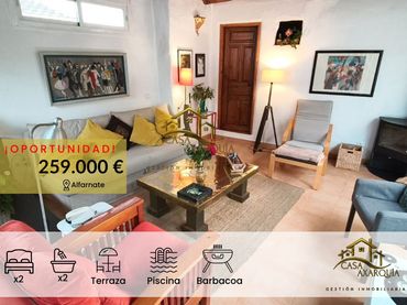 Casa rústica amb balcó en venda a Calle Perchel