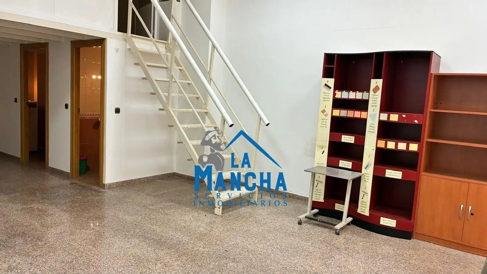 Local comercial en venda a El Pilar
