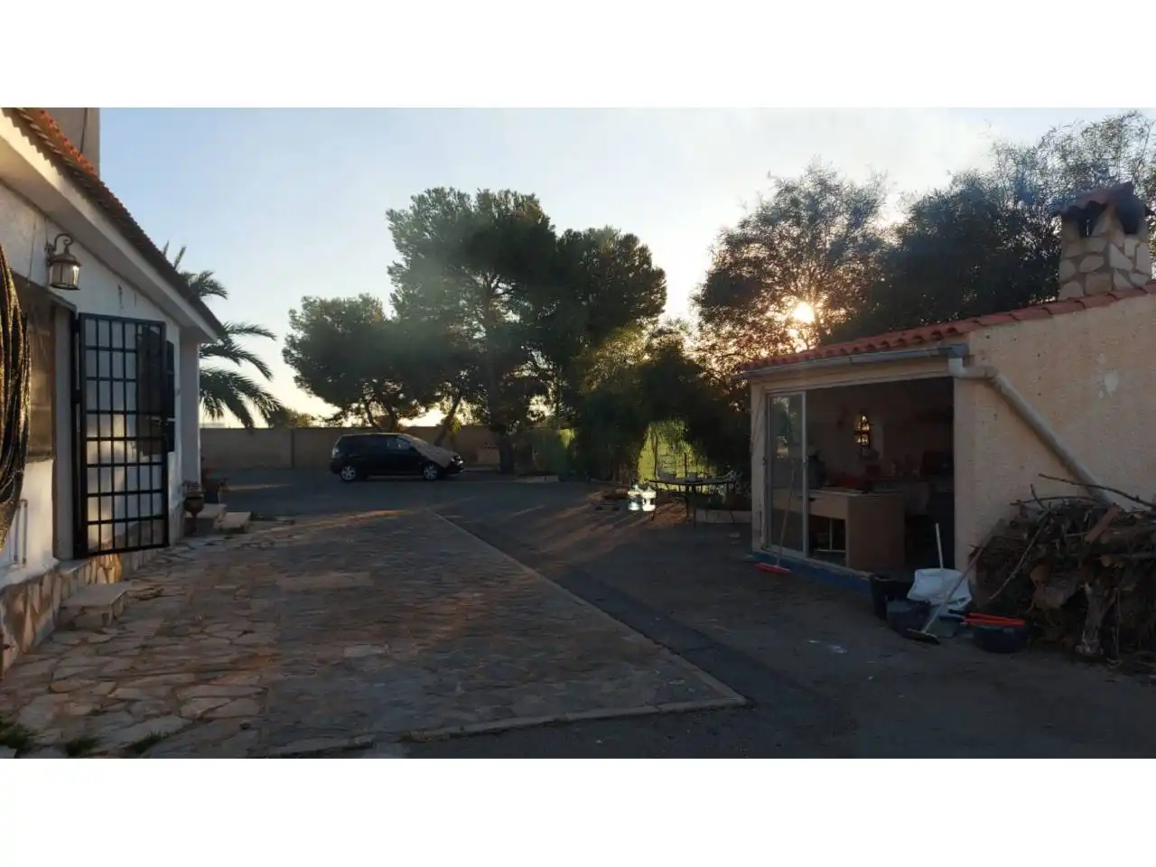 Vista exterior de Casa o xalet en venda en Elche / Elx amb Calefacció, Jardí privat i Piscina