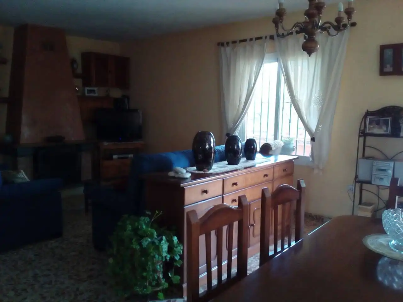 Sala de estar de Casa o chalet en venta en Carmona con Jardín privado, Terraza y Piscina