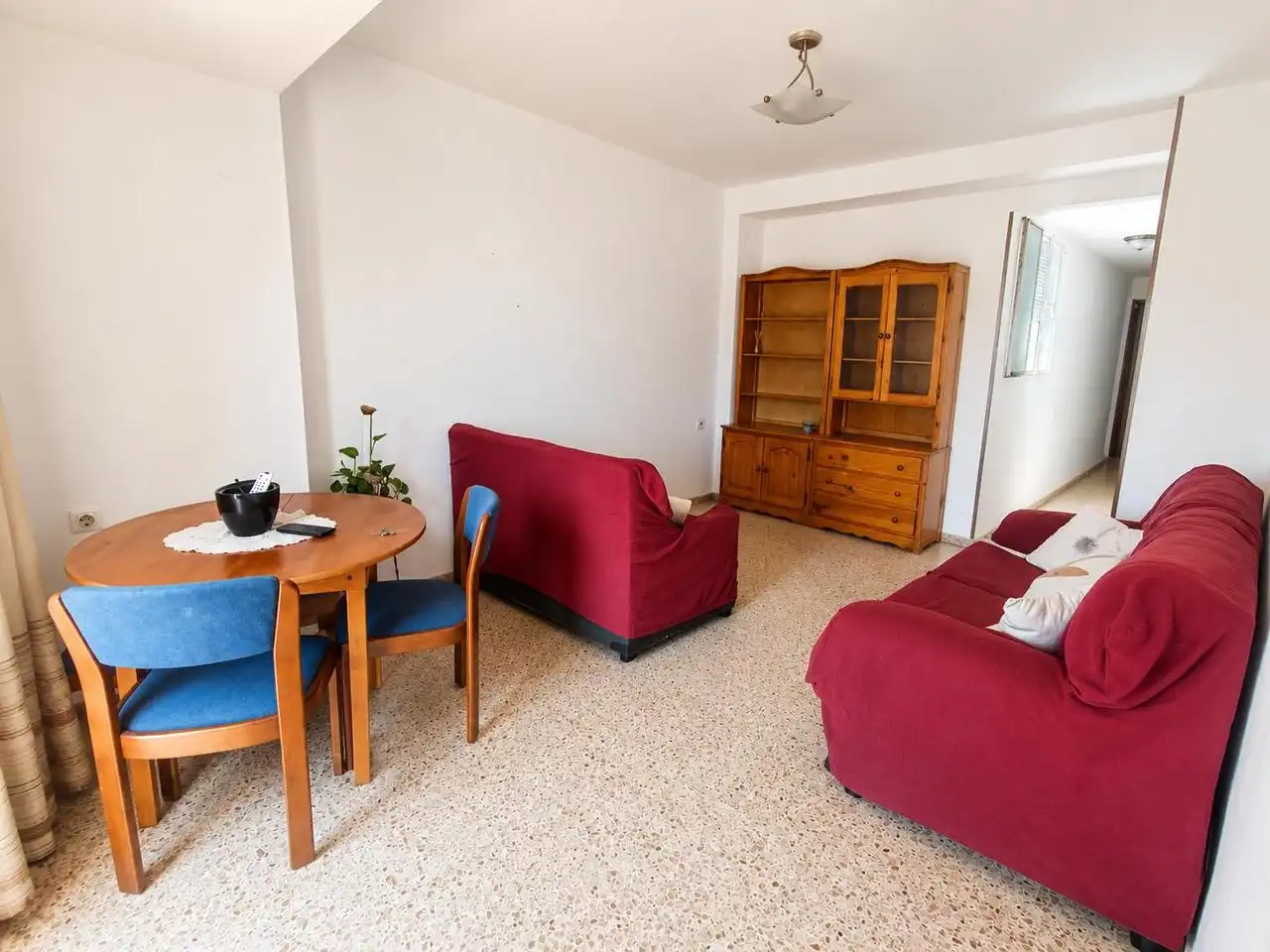 Wohnzimmer von Dachboden zum Verkauf in Oliva mit Terrasse und Abstellraum