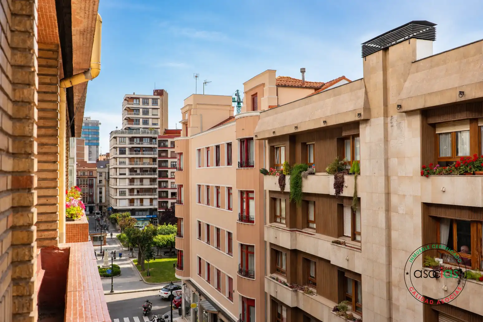 Vista exterior de Piso en venta en Gijón  con Calefacción y Terraza