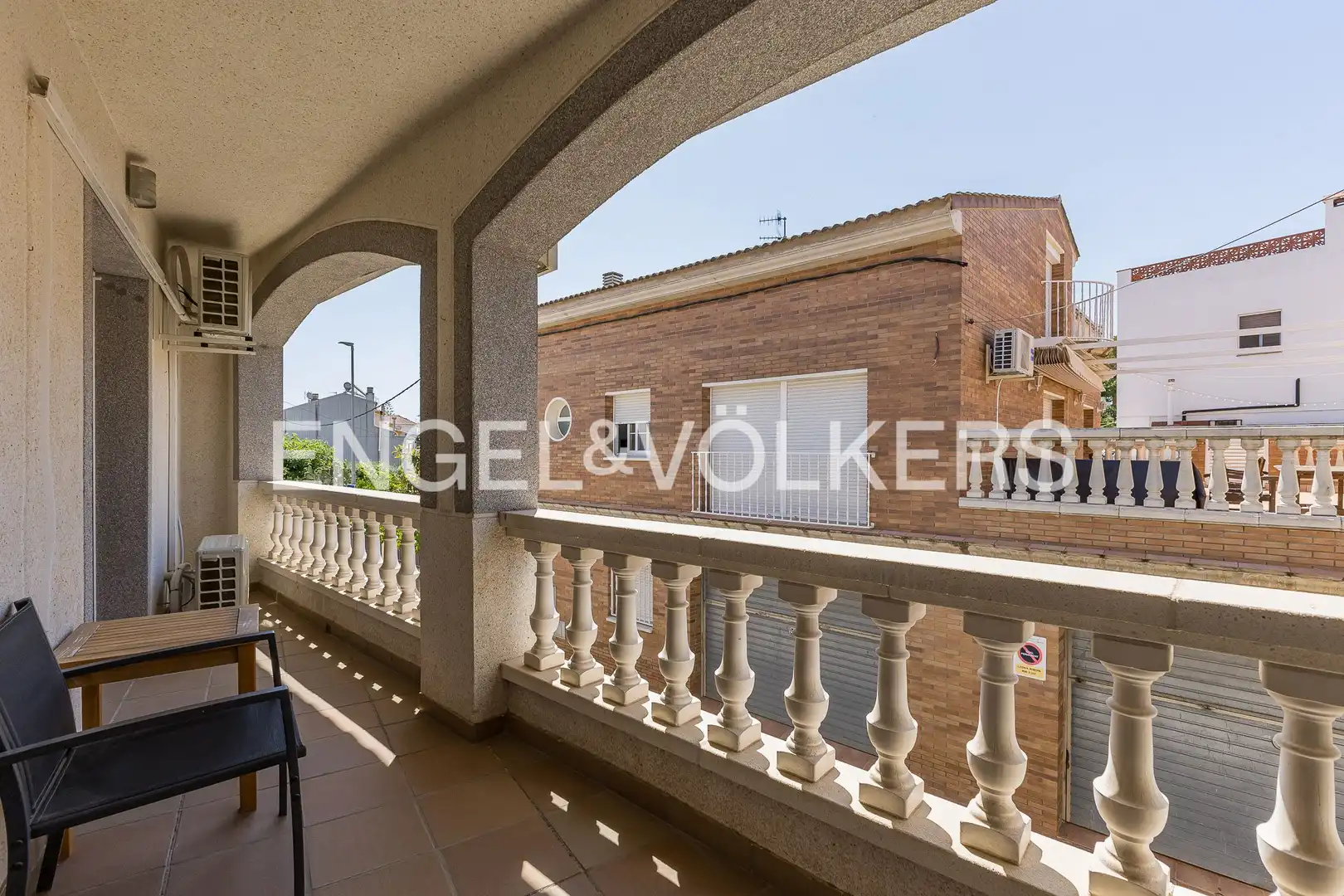Terraza de Casa o chalet en venta en Vilanova i la Geltrú con Aire acondicionado, Calefacción y Terraza