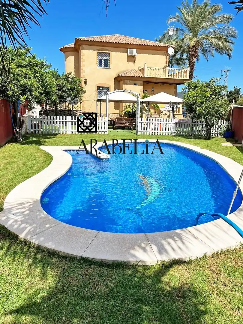 Villa con piscina in vendita a Periurbano Oeste - Sierra, imagen 5