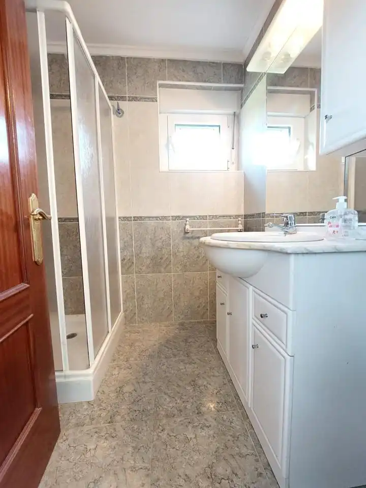 Bathroom of Houses for sale in Gijón   with Heating, Private garden and Terrace