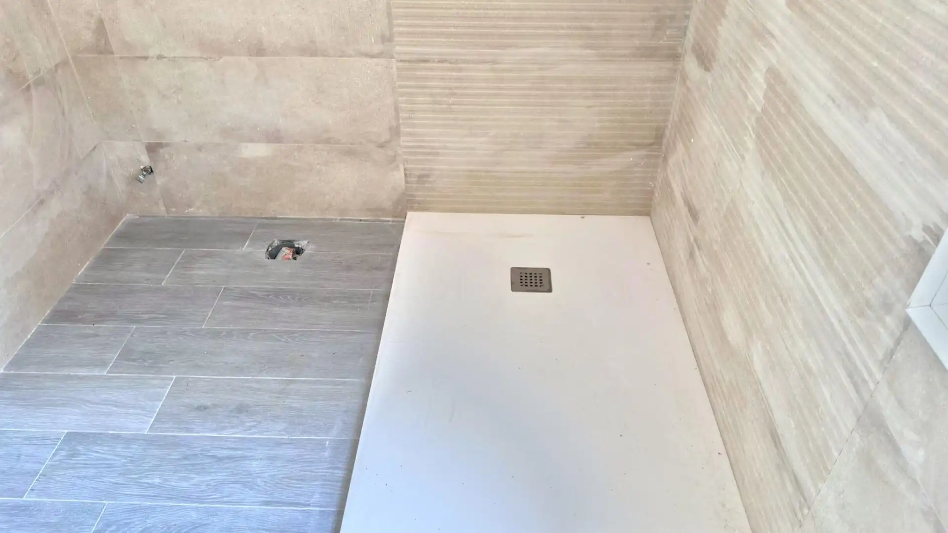 Bany de Casa o xalet en venda en Els Hostalets de Pierola amb Jardí privat, Terrassa i Balcó