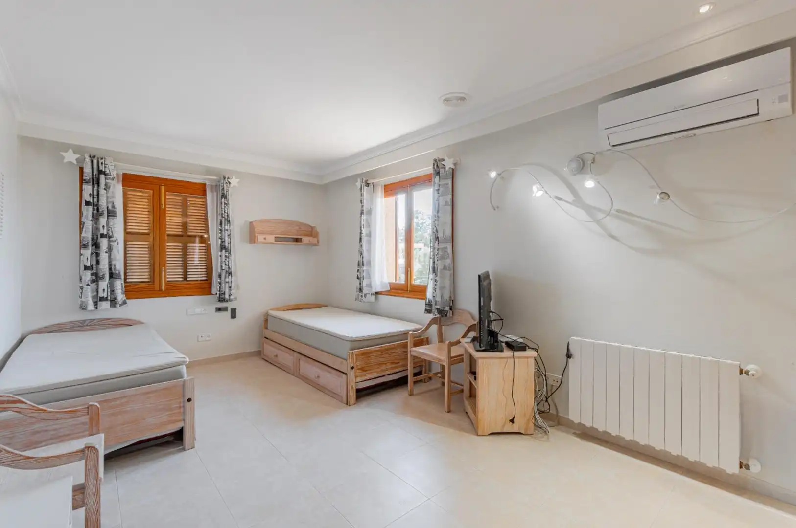 Schlafzimmer von Country house zum Verkauf in  Palma de Mallorca mit Klimaanlage, Privatgarten und Terrasse