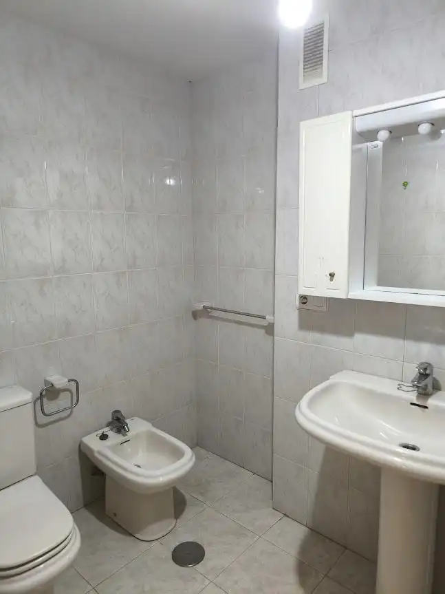 Bathroom of Flat for sale in Villaviciosa  with Heating, Terrace and Storage room