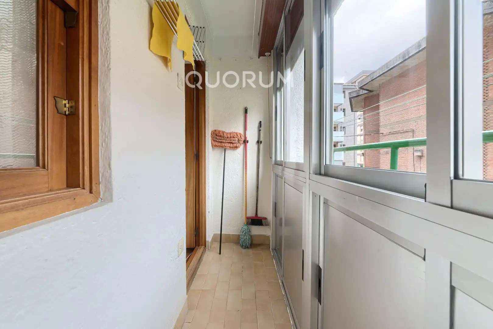 Terraza de Piso en venta en Basauri  con Calefacción, Trastero y Amueblado