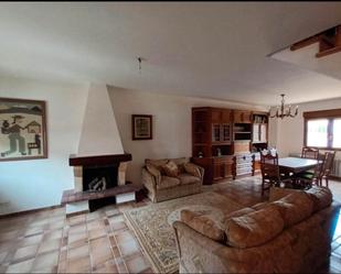 Living room of Single-family semi-detached for sale in Villanubla  with Heating, Private garden and Parquet flooring