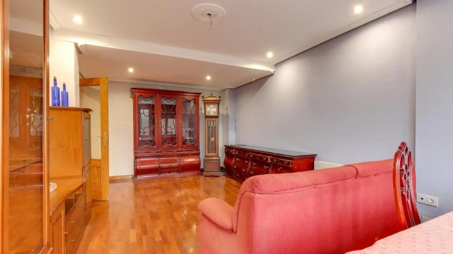 Sala de estar de Casa o chalet en venta en Cabrerizos con Calefacción, Jardín privado y Parquet