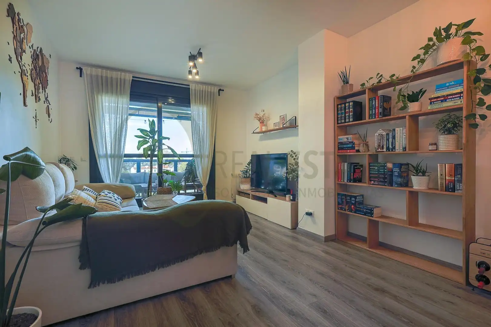 Sala de estar de Piso en venta en Alicante / Alacant con Jardín privado, Terraza y Trastero