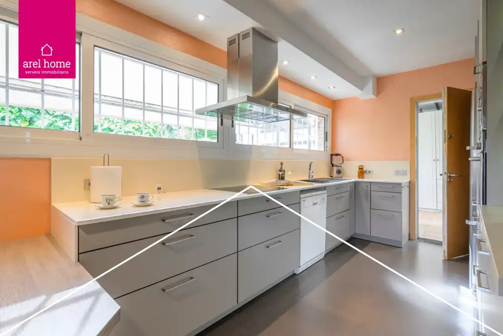 Kitchen of Houses for sale in Sant Just Desvern  with Heating, Private garden and Parquet flooring