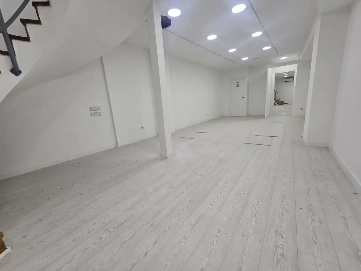 Commercial properties for rent in  Logroño  with Air Conditioner