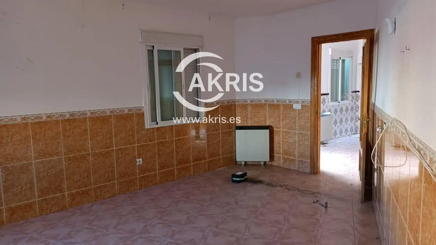 Houses for sale in Calle Colón, La Puebla de Almoradiel