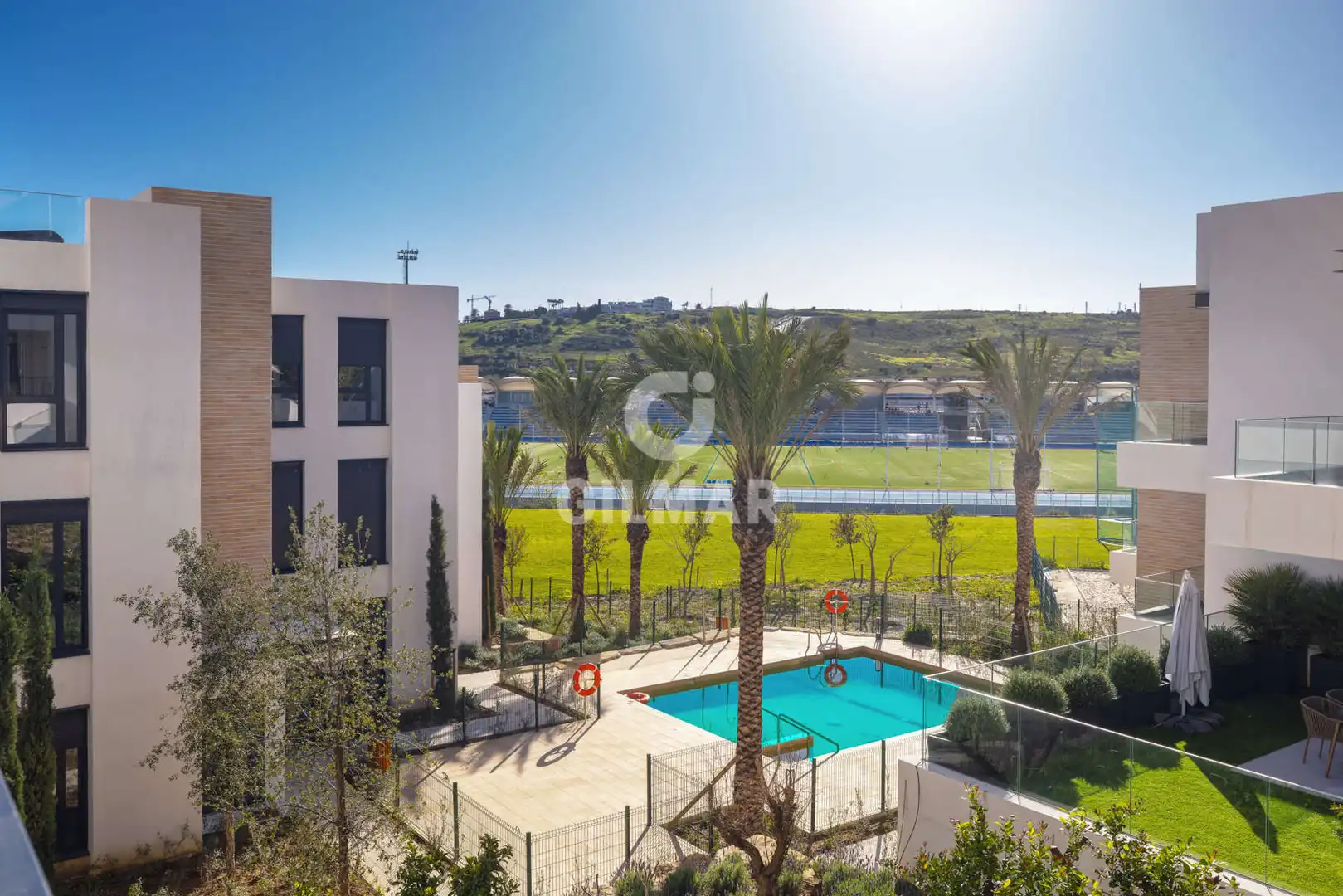 Àtic amb terrassa en venda a Estepona Pueblo