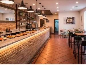 Local comercial en Venta en Plaza España en Casco Antiguo