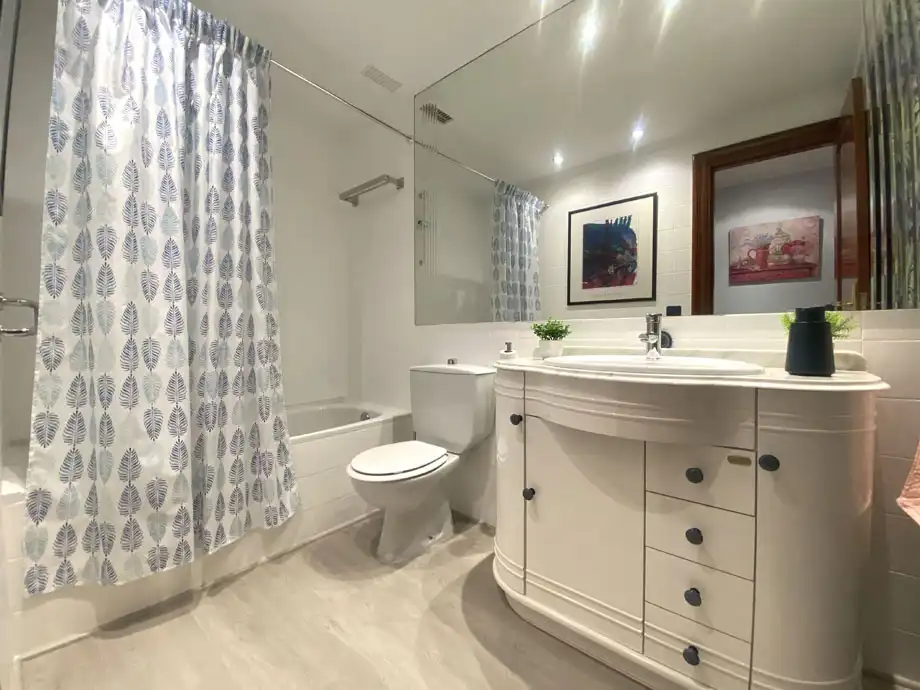 Bathroom of Flat for sale in Vitoria - Gasteiz  with Heating, Terrace and Storage room