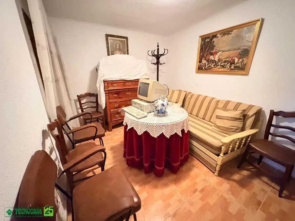 Sala de estar de Casa adosada en venta en Miguelturra con Aire acondicionado