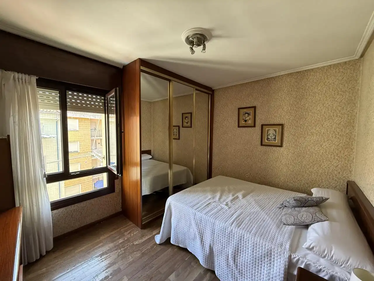 Bedroom of Flat for sale in Barakaldo   with Heating and Balcony