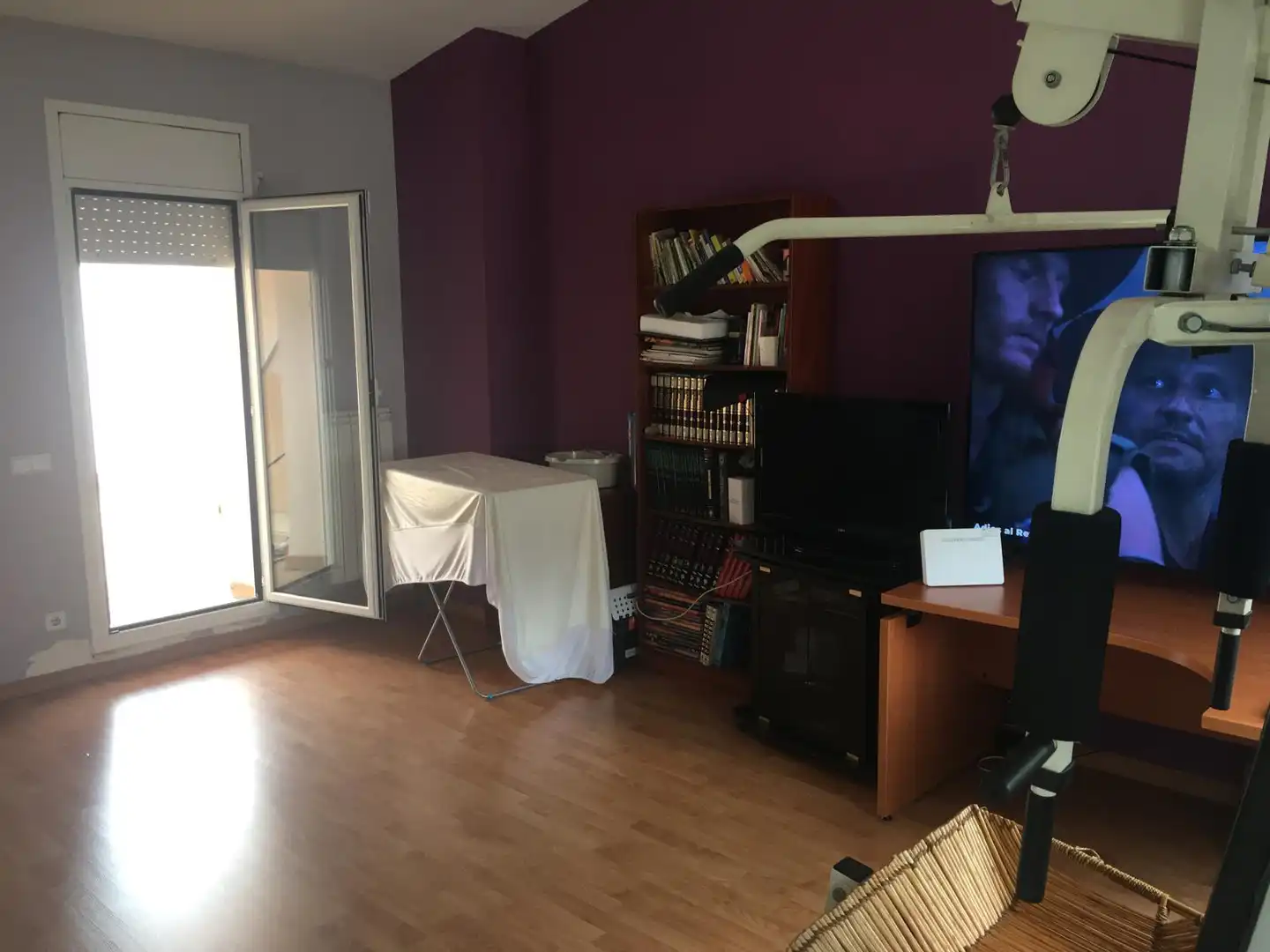 Sala d'estar de Casa adosada en venda en Salt amb Aire condicionat, Calefacció i Jardí privat