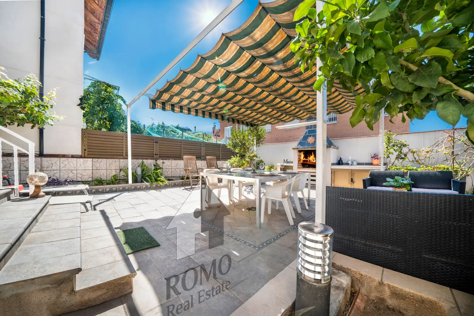 Jardín de Casa o chalet en venta en Santa Perpètua de Mogoda con Aire acondicionado, Calefacción y Jardín privado