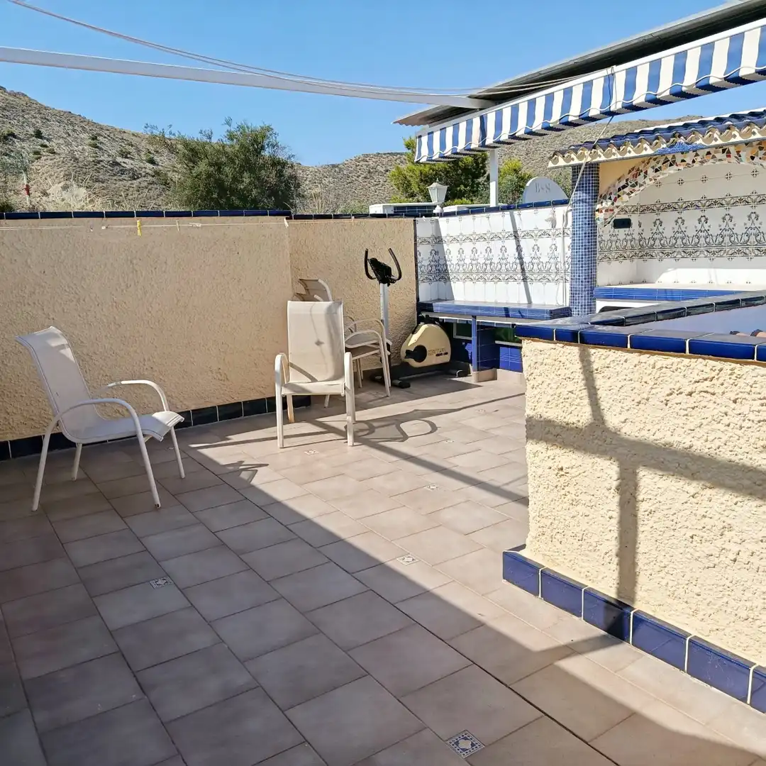 Chalet con terraza en alquiler en Pueblo Español - Coveta Fumá, imagen 28
