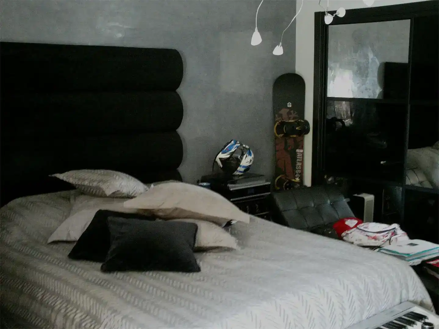Schlafzimmer von Wohnung zur Miete in Marbella mit Klimaanlage, Schwimmbad und Balkon