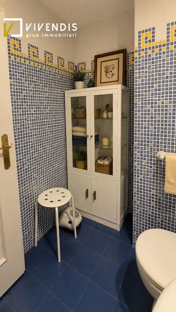 Bany de Casa o xalet en venda en Lleida amb Aire condicionat, Calefacció i Jardí privat