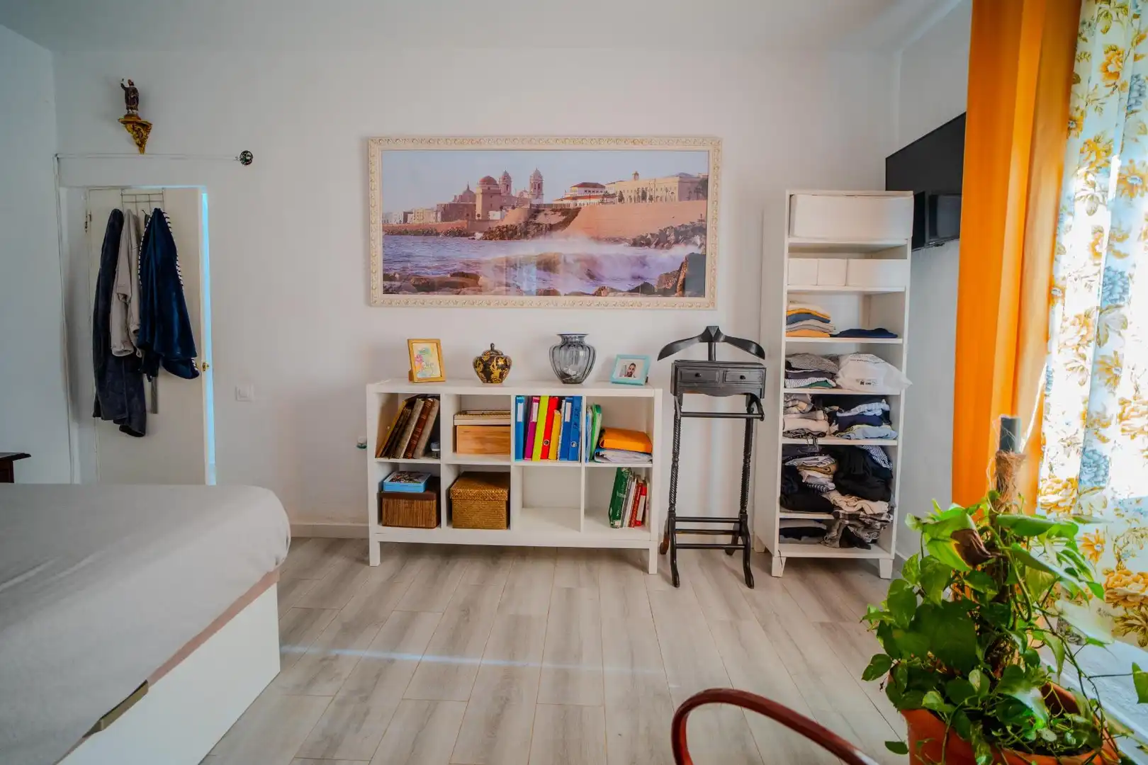 Bedroom of Houses for sale in Carmona  with Air Conditioner, Private garden and Terrace
