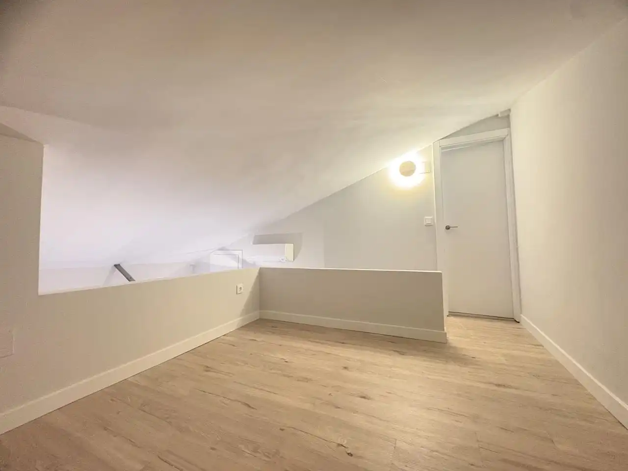 Bedroom of Duplexes for rent in Villa de Vallecas