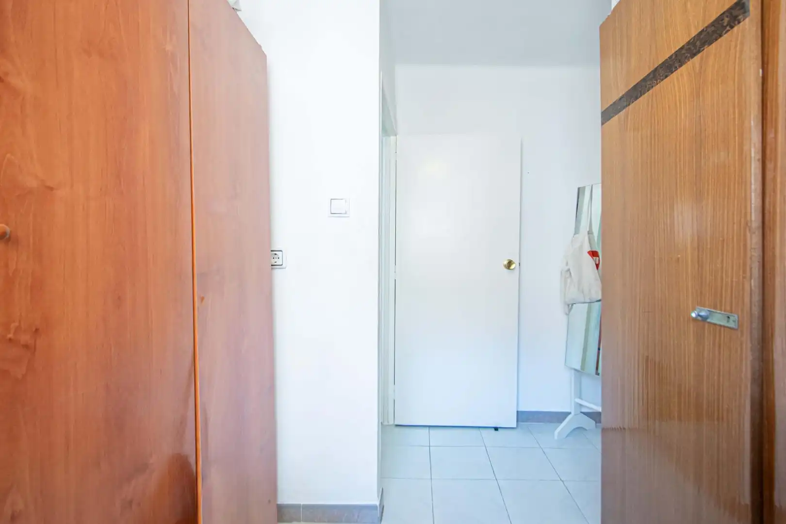 Flat for sale in Sevilla  with Air Conditioner and Heating