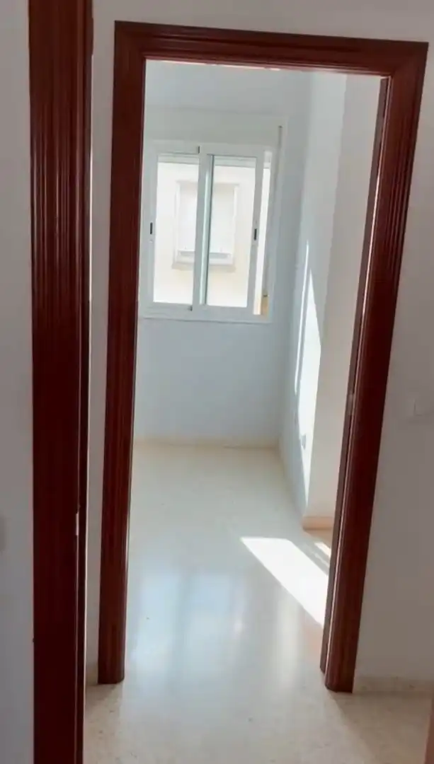 Schlafzimmer von Wohnung zum Verkauf in Tomares mit Klimaanlage, Terrasse und Abstellraum