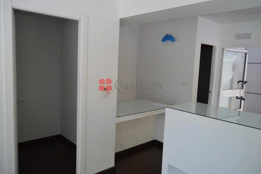 Business premises for sale in Castiñeiriño - Cruceiro de Sar, imagen 11