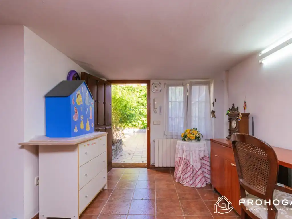 Casa adosada en venta en Colmenar Viejo con Amueblado y Domótica